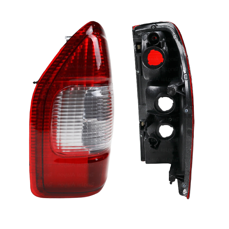 ไฟท้าย ISUZU D-MAX(ดีแม็ก) โฉมแรก ปี2002-2006 (ใส่รุ่นตอนเดียว ปี2007-2011 ได้ด้วย) -ราคาต่อดวง-