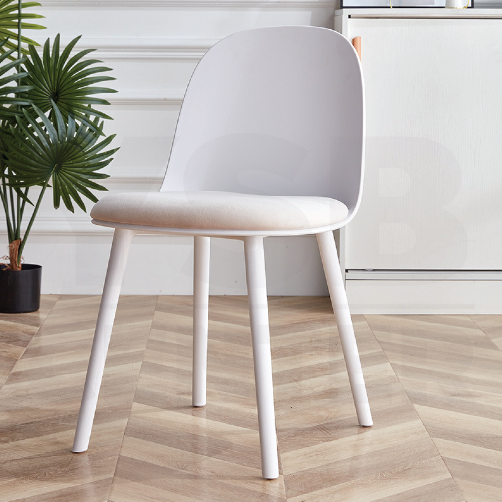 เก้าอี้ สไตล์นอร์ดิก ตกแต่งร้าน พลาสติกเบาะกำมะหยี่ นั่งสบาย