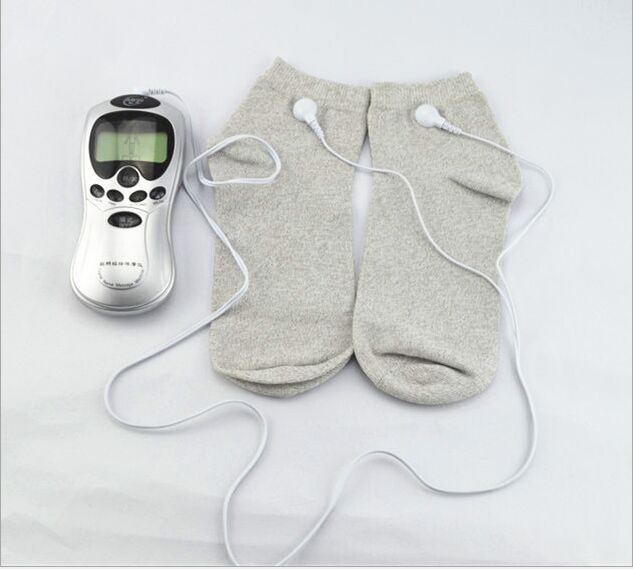 เครื่องกระตุ้นไฟฟ้า TENS รุ่น Digital Therapy Machine พร้อมด้วยถุงนวดมือและนวดเท้า (TENS with Conductive Fiber Electrode Gloves + Massage Socks)