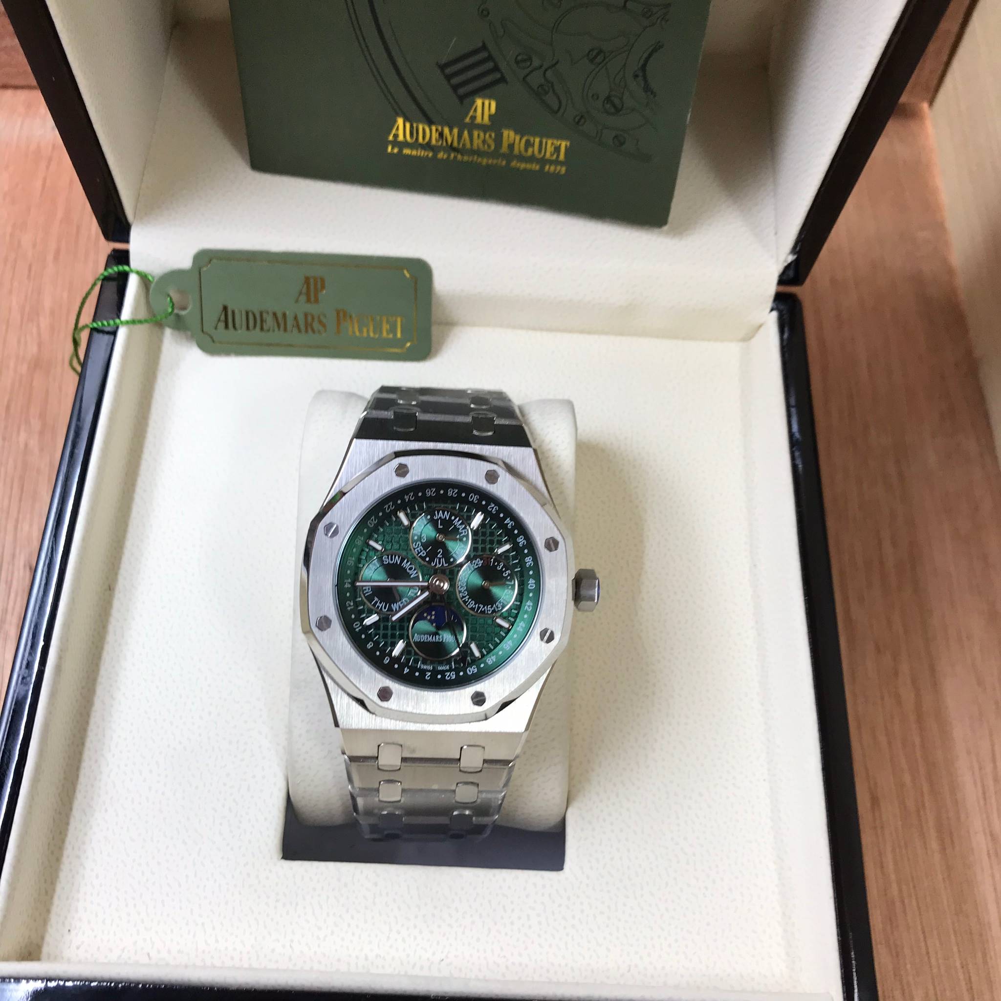 นาฬิกา Audemars Piguet Royal Oak Perpetual Calendar 25820ST สายเลส งาน CC