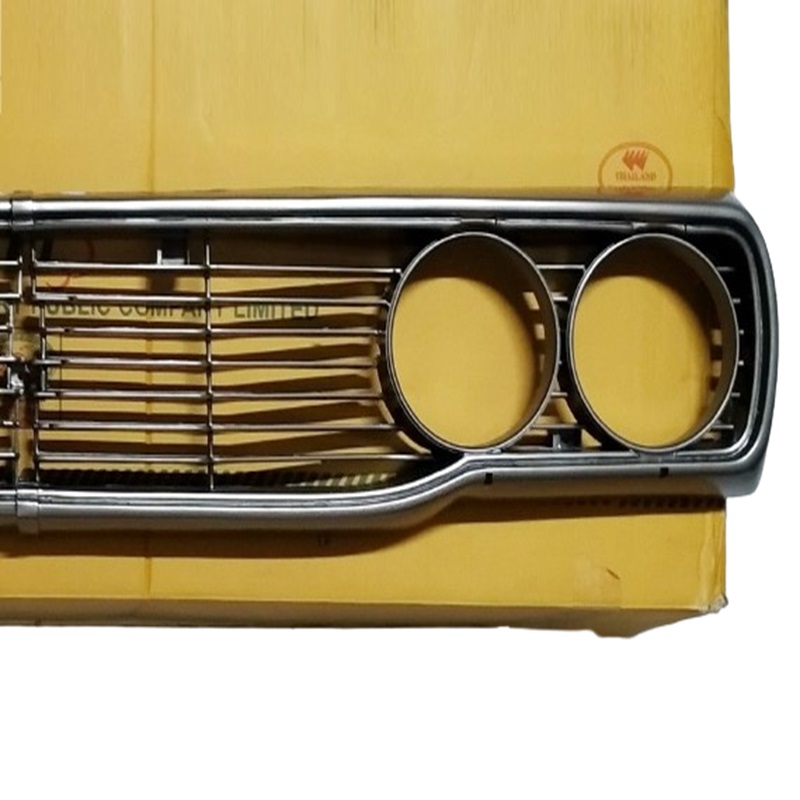 หน้ากระจัง TOYOTA RN20/RN25 สีเทา(งานไม่ทำสี) ไม่มีโลโก้ ปี1972-1978 (ครบชุดซ้าย-ขวา) (รหัส:RN25L-R)