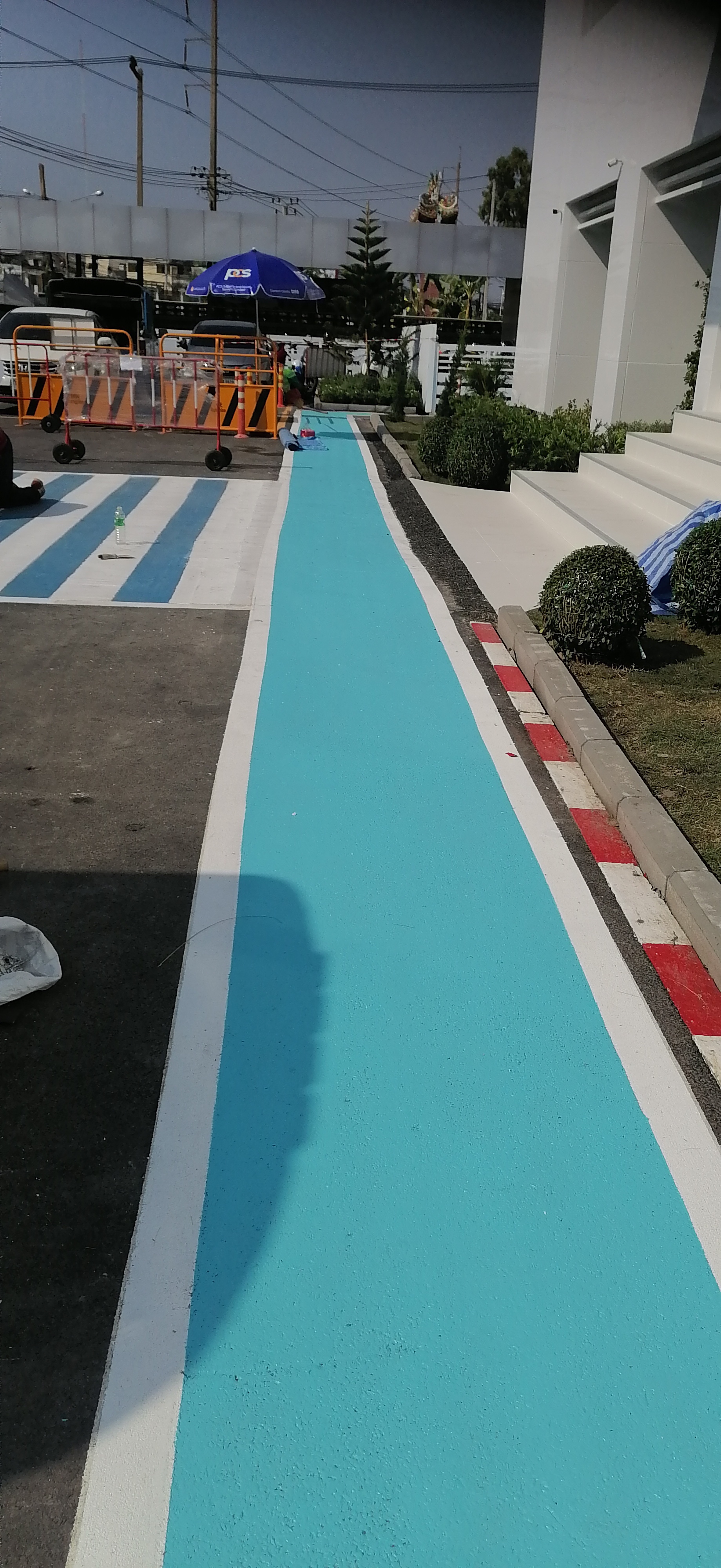 งานตีเส้นจราจรเส้นทางเดินภายในโรงงานสีเทอร์โมพลาสติก