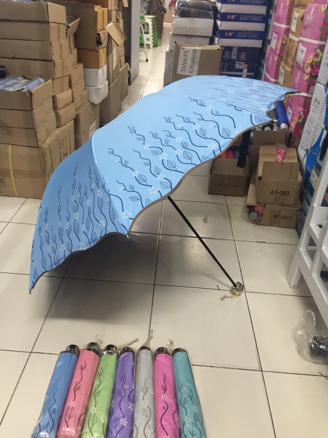 ร่มโค้งแฟชั่นยูวีดำ รหัส 9201