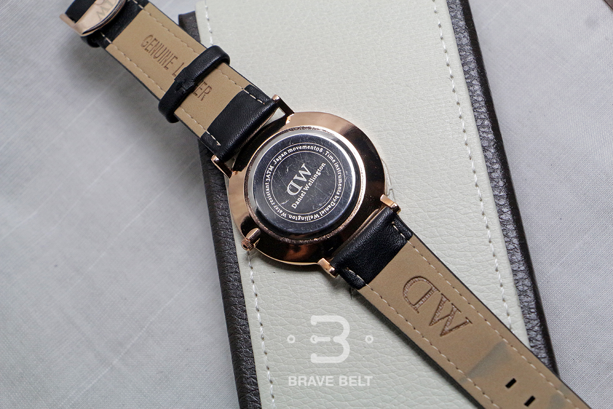 นาฬิกาวินเทจ Daniel Wellington Classic สายหนังสีดำ เกรดพรีเมี่ยม ขอบทอง