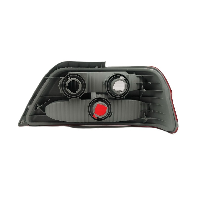 ไฟท้าย TOYOTA SOLUNA(โซลูน่า) โฉมที่2 รุ่นหยดน้ำ ปี1999-2002 (งานแท้ TYC) -ราคาต่อดวง-