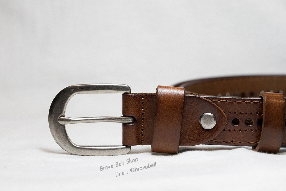 เข็มขัดหนังแท้ผู้หญิง สีน้ำตาลเข้มมีลายสายสวย