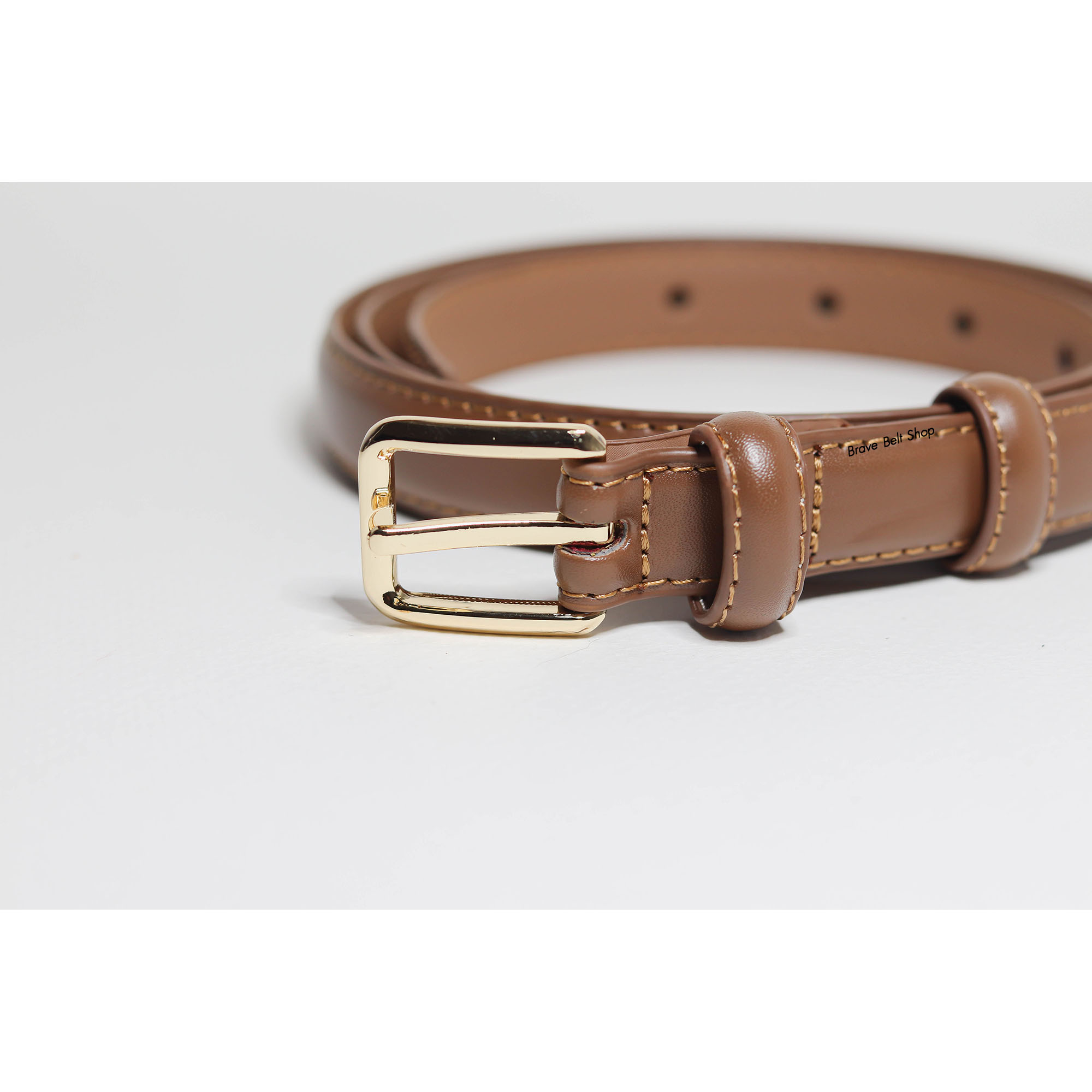 เข็มขัดผู้หญิงสีน้ำตาลเข้ม หัวเข็มขัดสีทองเท่