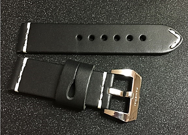 สายนาฬิกา Panerai แบบสายหนังเรียบ สีดำ แต่งขอบด้ายสีขาว Size 24 mm.