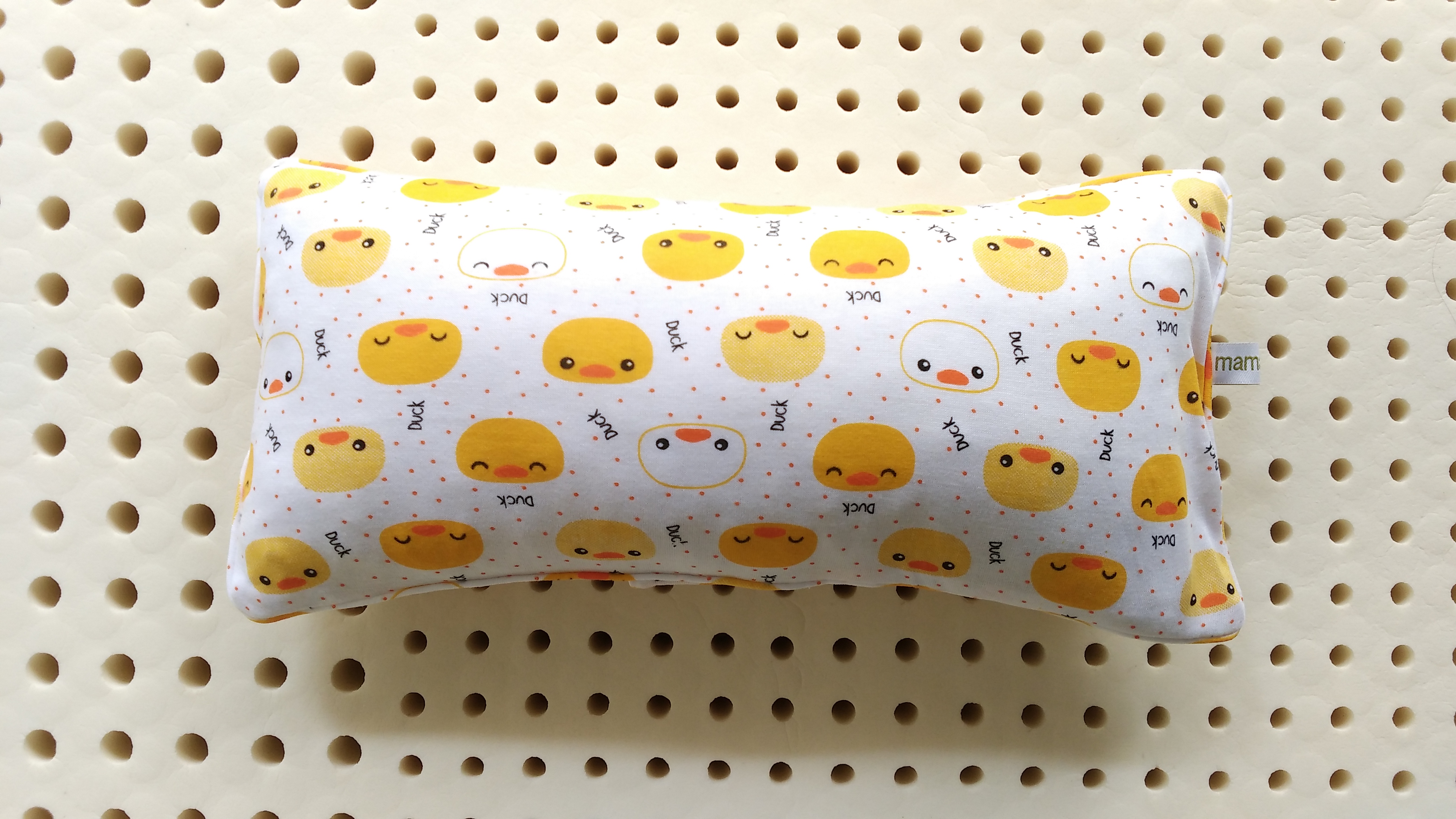 หมอนหนุนสำหรับเด็ก (Baby Pillow)