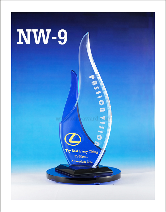 Code: NW-9 โล่อะคริลิค ความสูงตัวโล่ 9 นิ้ว พร้อมเลเซอร์ข้อความและโลโก้ ลงสีได้ไม่เกิน 2 สี ***ราคาเริ่มต้นที่ 1,100 บาท (ความสูง 9 นิ้ว เมื่อสั่งสินค้า 5 ชิ้น ขึ้นไป)***