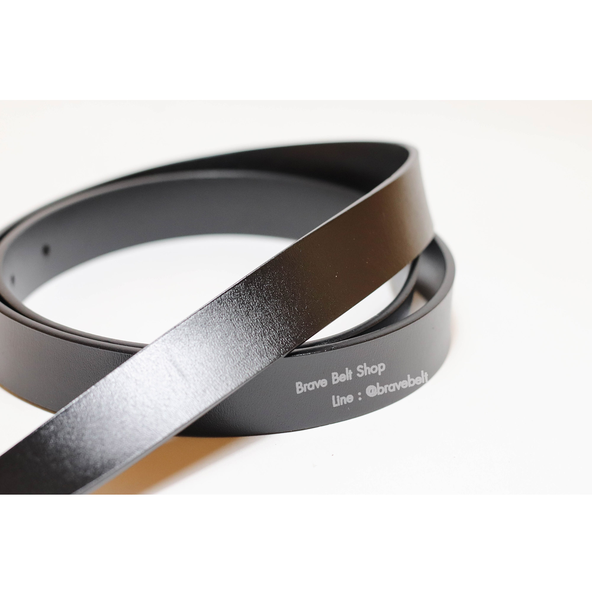 เข็มขัดแฟชั่นเกาหลีสีดำหัวโตสีทองน่าใส่มาก