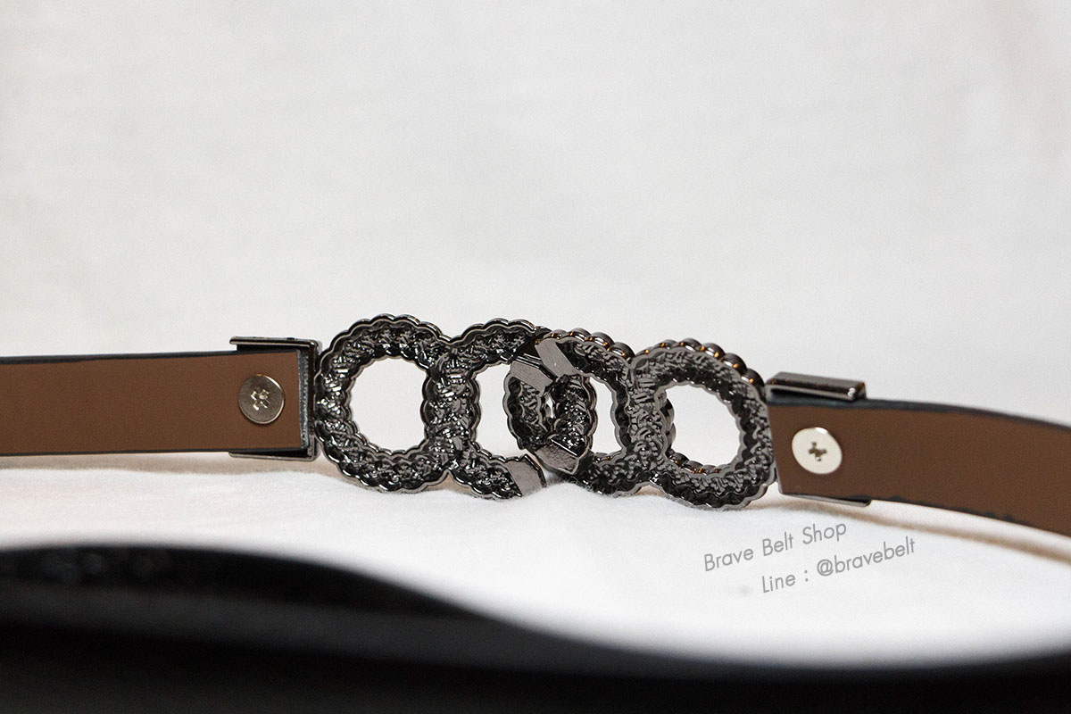 เข็มขัดปรับสายได้ รูปทรงหัวกลมคล้อง