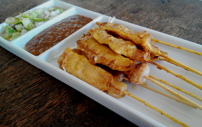 หมูสะเต๊ะ