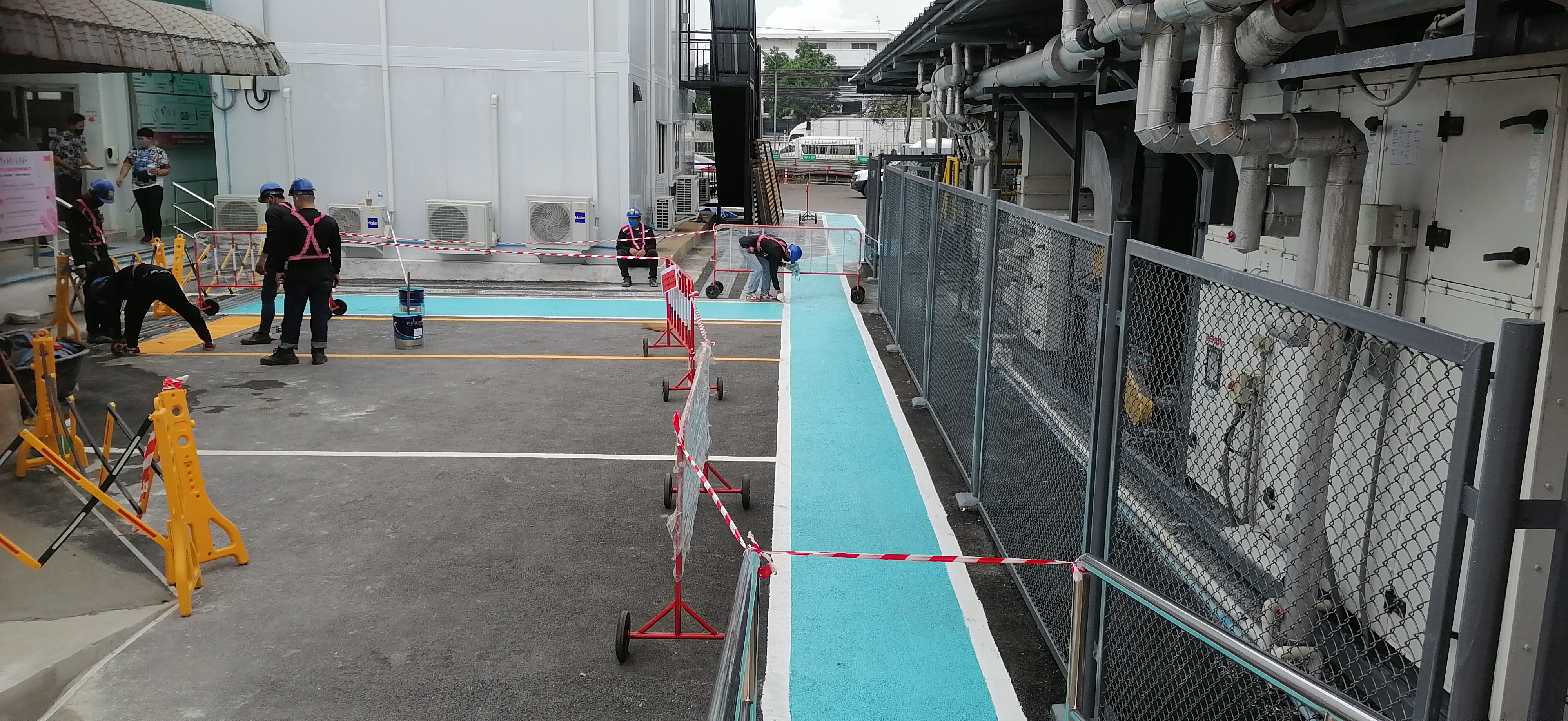 งานตีเส้นจราจรเส้นทางเดินภายในโรงงานสีเทอร์โมพลาสติก