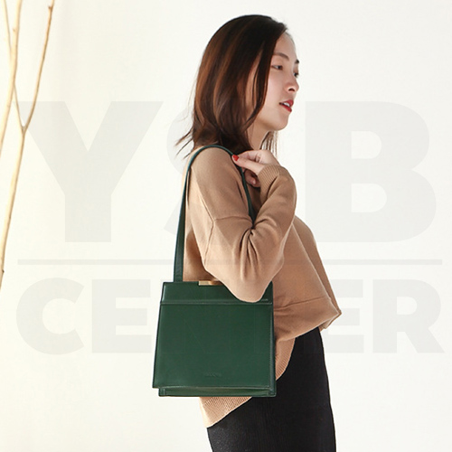 MICOCAH กระเป๋าแฟชั่น กระเป๋าถือ กระเป๋าสะพาย(สำหรับผู้หญิง) ขนาด 8x24x23 cm.