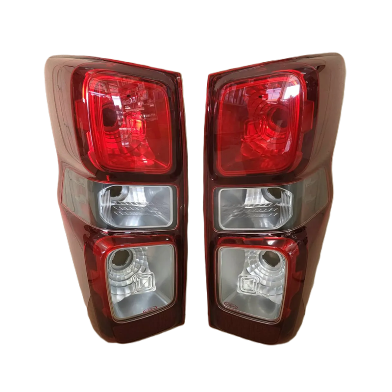 ไฟท้าย ISUZU D-MAX(ดีแม็ก) รุ่นS หลอดไส้ ปี2020-2022 (งานO.E.M ตราเพชรเกรดห้าง) -ราคาต่อดวง-