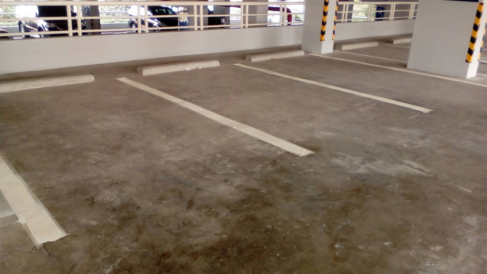 งานตีเส้นลานจอดรถในอาคารงานตีเส้นถนนตีเส้นจราจรสมุทรสาคร กาญจนบุรี ราชบุรี นครปฐม นนทบุรี จ.นนทบุรี