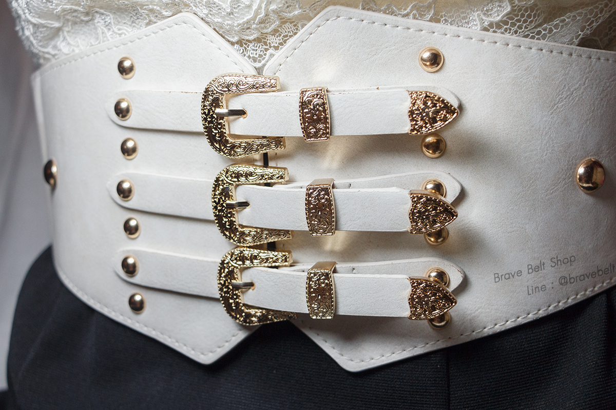 เข็มขัดเอวสูง หัววินเทจสีทอง ตัวสีขาว
