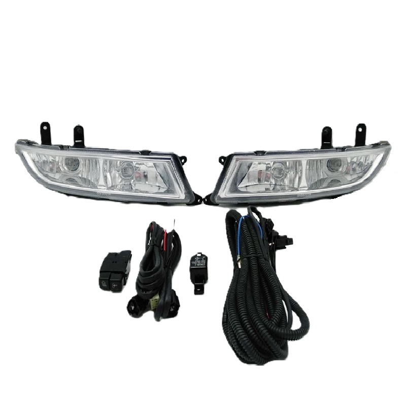 ไฟตัดหมอก/ไฟสปอร์ตไลท์ MITSUBISHI LANCER CEDIA(แลนเซอร์ ซีเดีย) รุ่นแรก ปี2001-2003 (ครบชุด) (รับประกัน 6เดือน) (MB602)