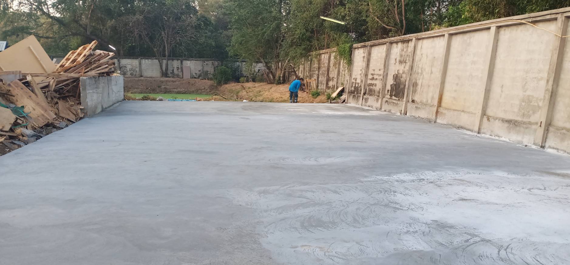 หน้างานบางเสาธง 660 ตรม.