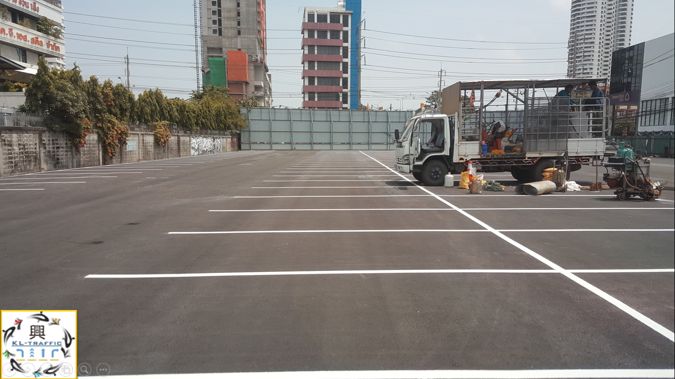 ตีเส้นแบ่งช่องจราจรภายในโรงงานฮอนด้า,โรจนะอยุธยา
