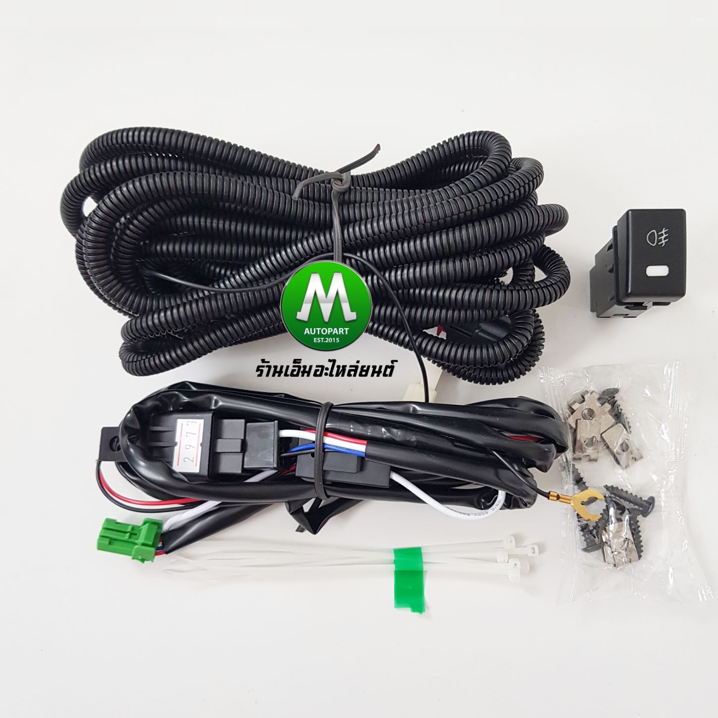 ไฟตัดหมอก ไฟสปอร์ตไลท์ ISUZU D-MAX DMAX 2020 4X2 LED ตัวเตี้ย ฝาครอบดำคิ้วชุบ / อีซูซุ ออนิว ดีแม็คซ์ all new (รับประกันสินค้า 3 เดือน)