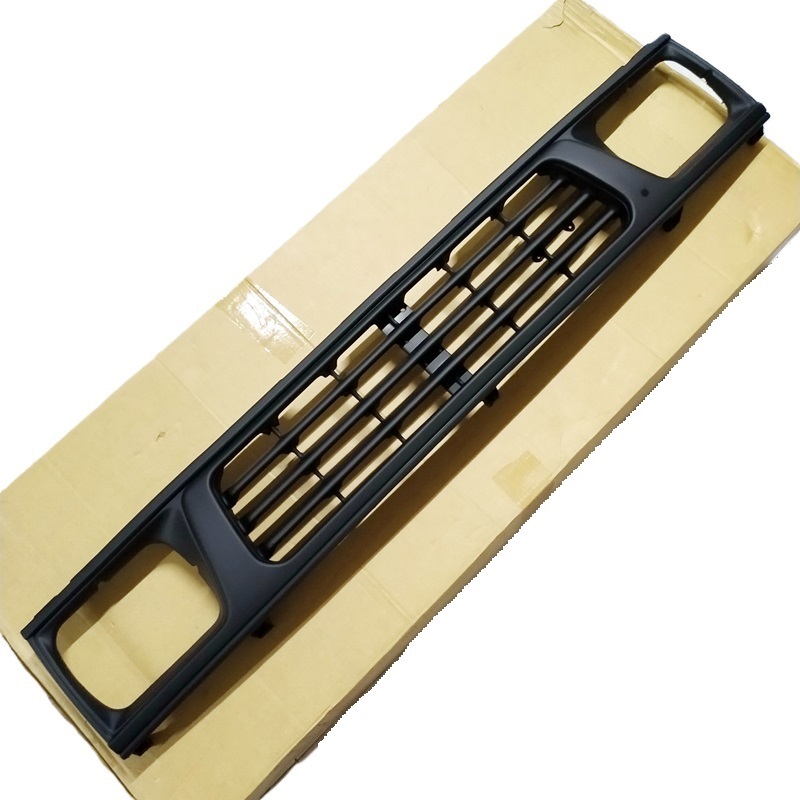 หน้ากระจัง MITSUBISHI CYCLONE(ไซโคลน) สีดำ ไม่มีโลโก้ ปี1989-1994 (รหัส:CYC ดำ)