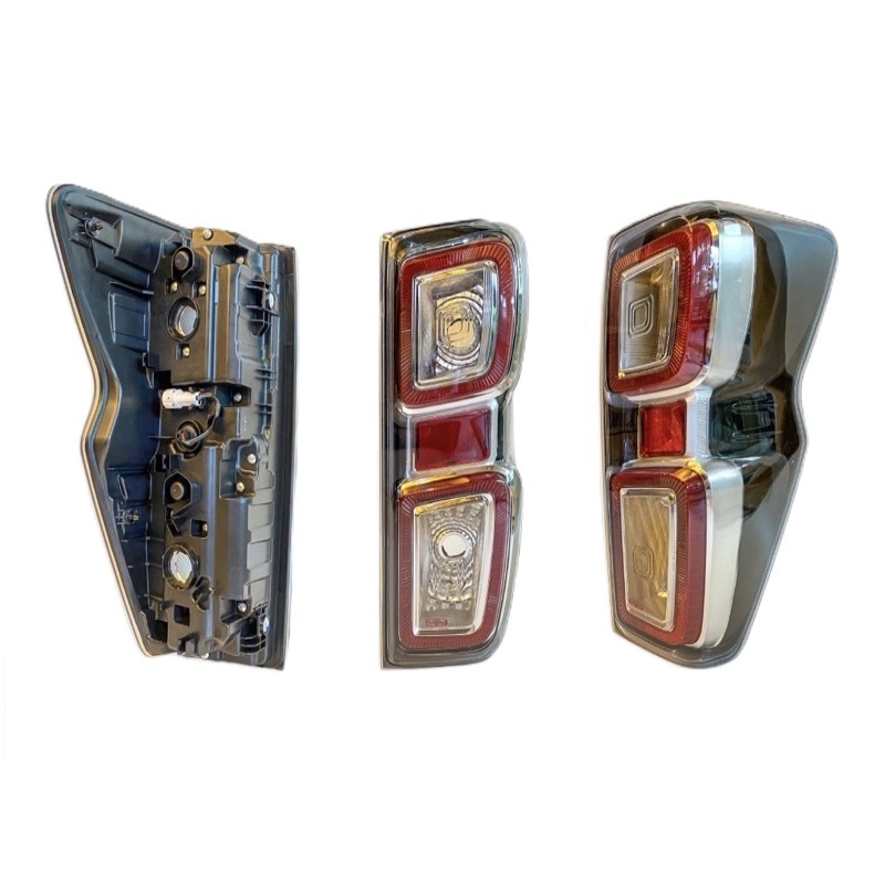 ไฟท้าย ISUZU D-MAX(ดีแม็ก) รุ่นLED ขอบบรอนซ์เทา ปี2020-2022 (งานO.E.M ตราเพชรเกรดห้าง) -ราคาต่อดวง-