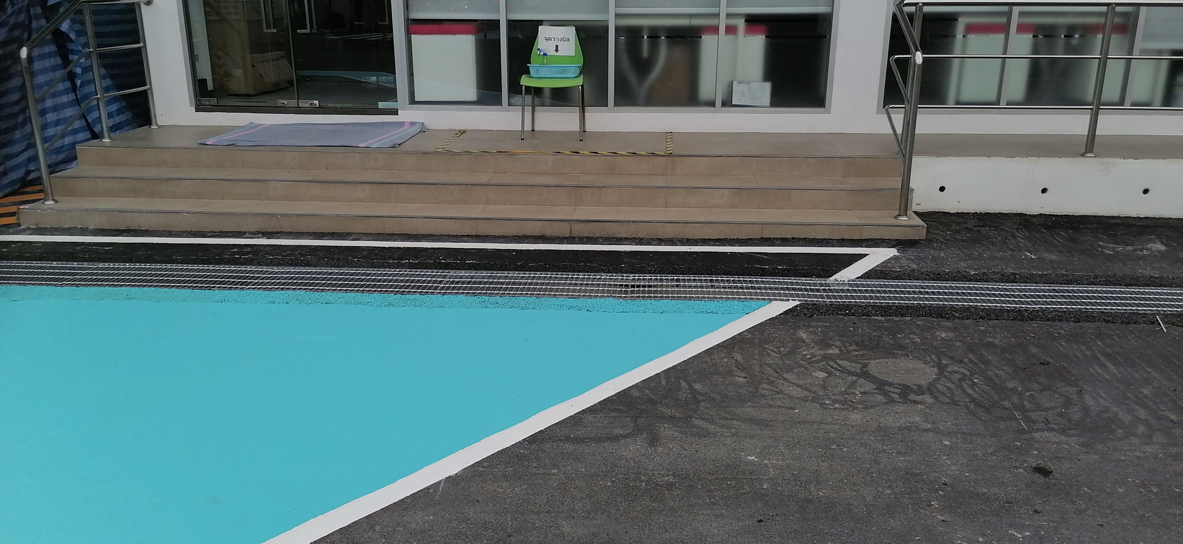 งานตีเส้นจราจรเส้นทางเดินภายในโรงงานสีเทอร์โมพลาสติก