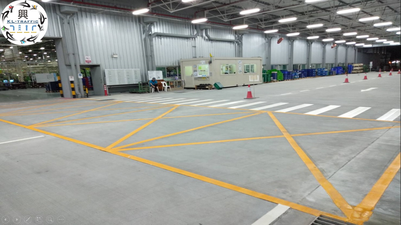 เส้นทางเดินภายในโรงงานราคาตีเส้นทางเดิน