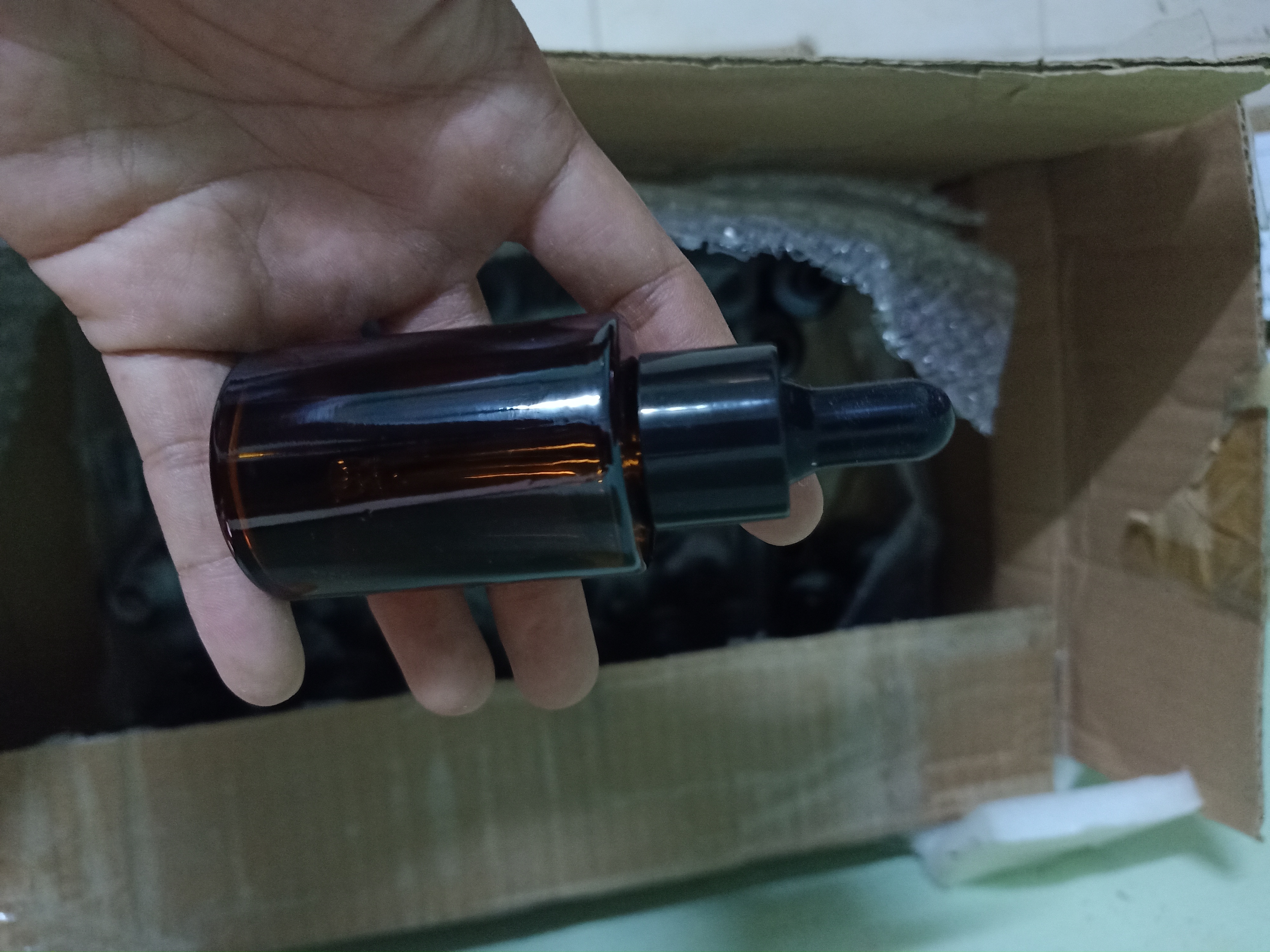 30ml ขวดแก้วสีชา สีใส และสีขาวขุ่น