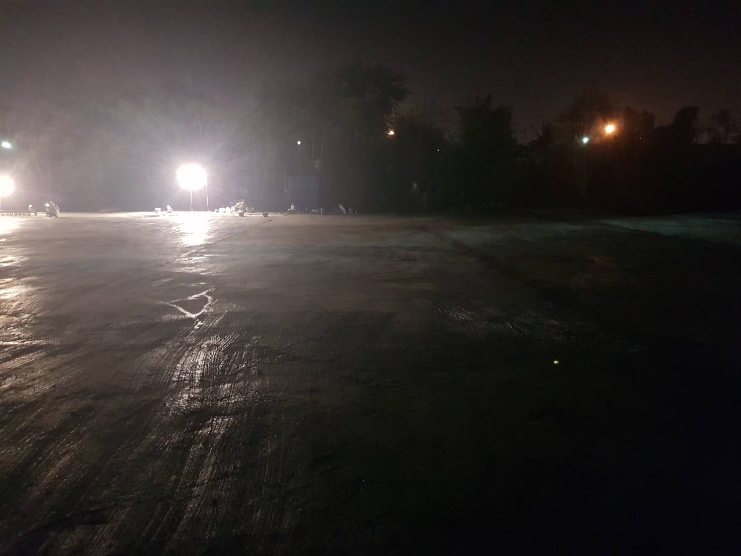 งานลาดกะบัง 2,000 ตรม