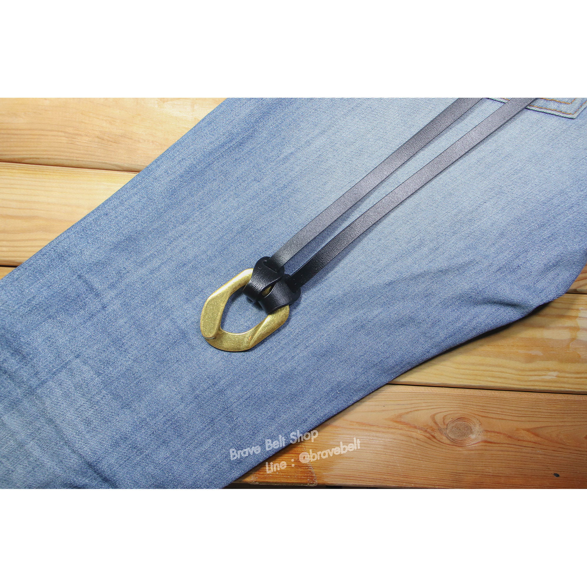 เข็มขัดแฟชั่นผู้หญิงแบบสองสายคล้องเอวสายสีดำ