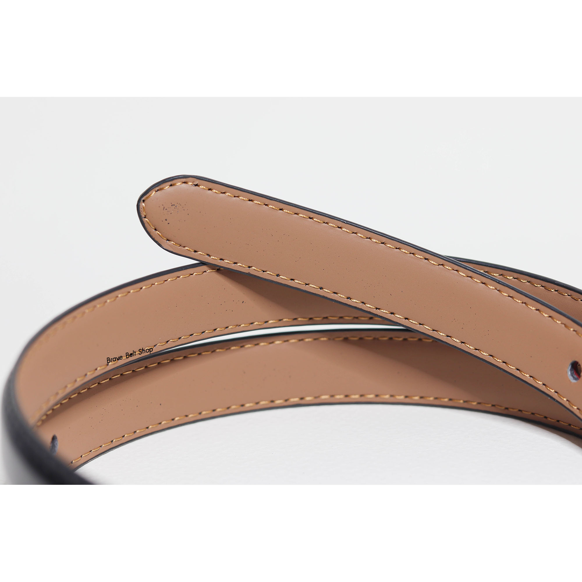 เข็มขัดหนังแท้ผู้หญิงสีดำ หัวเข็มขัดสีทองสวย