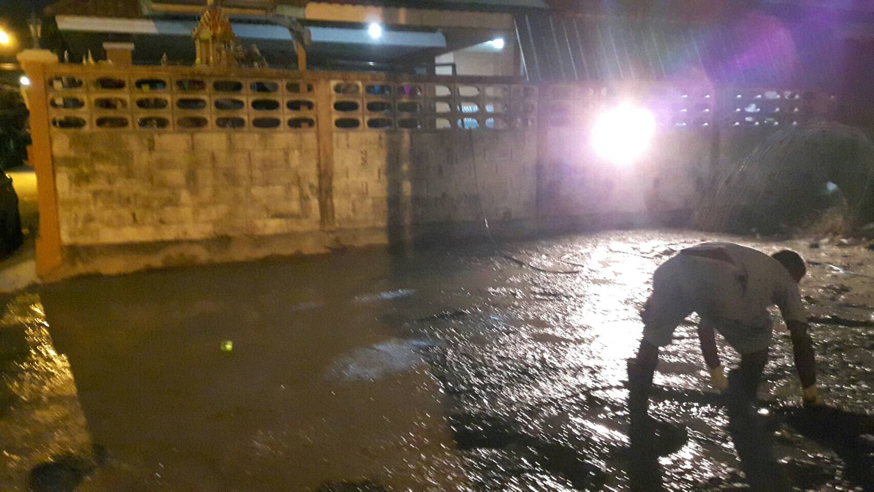 งานประชาอุทิศ