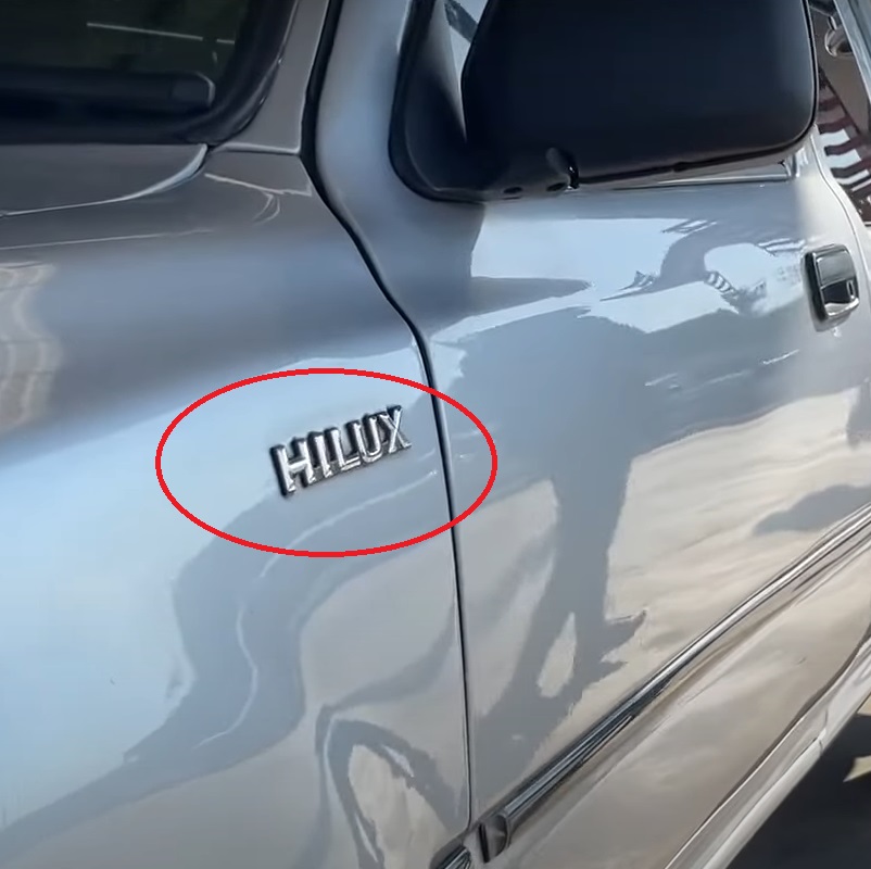 โลโก้ข้างประตู TOYOTA MTX/ MTX PLUS(ไมร์ตี้เอ็กซ์, ไมร์ตี้พลัส) 2WD-4WD ทุกโฉม ทุกรุ่น ปี1987-1997