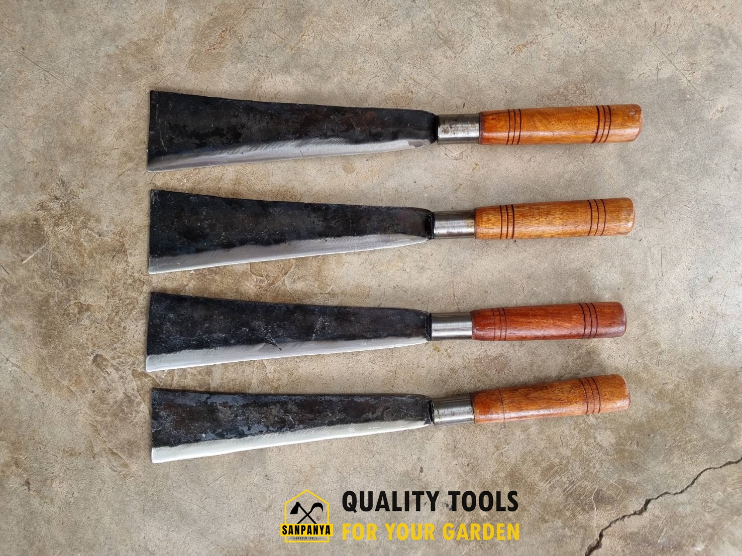 มีดโต้หัวตัด ด้ามไม้ เหล็กแหนบ