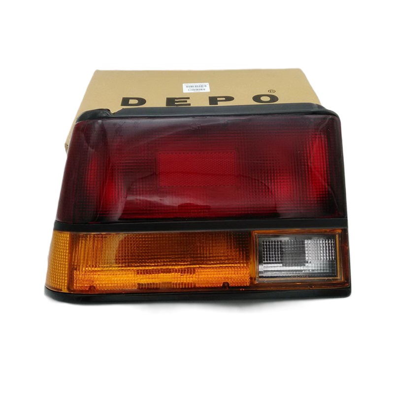 ไฟท้าย TOYOTA COROLLA(โคโรล่า) EE80/AE80 ปี1983-1987 (งาน O.E.M เกรดห้าง) -ราคาต่อดวง-