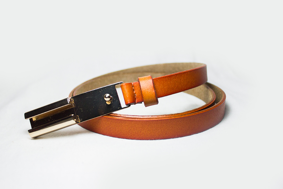 เข็มขัดหนังหัวหมุด หนังแท้สำหรับผู้หญิงสายน้ำตาล