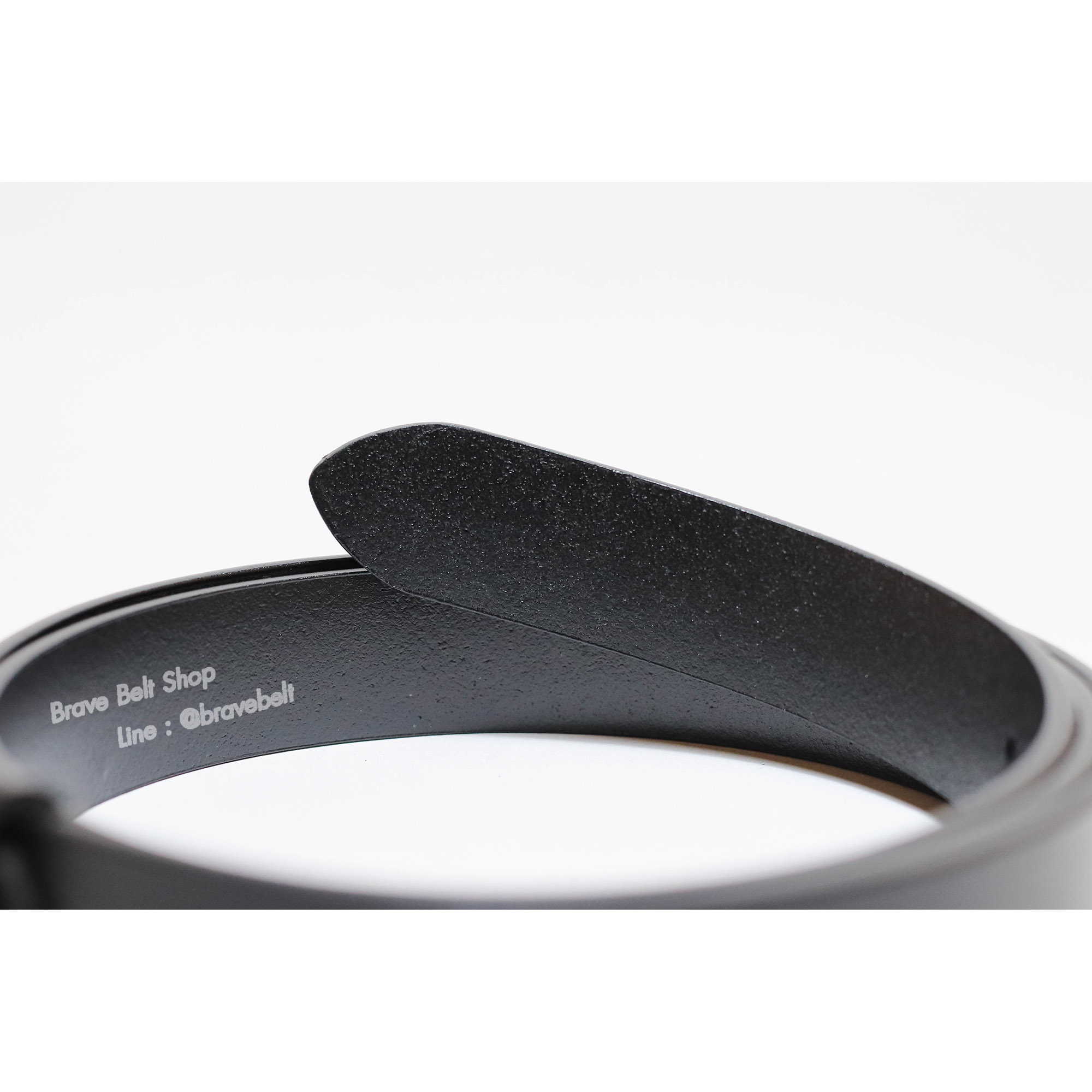 เข็มขัดแฟชั่นเกาหลีสีดำหัวโตสีทองน่าใส่มาก