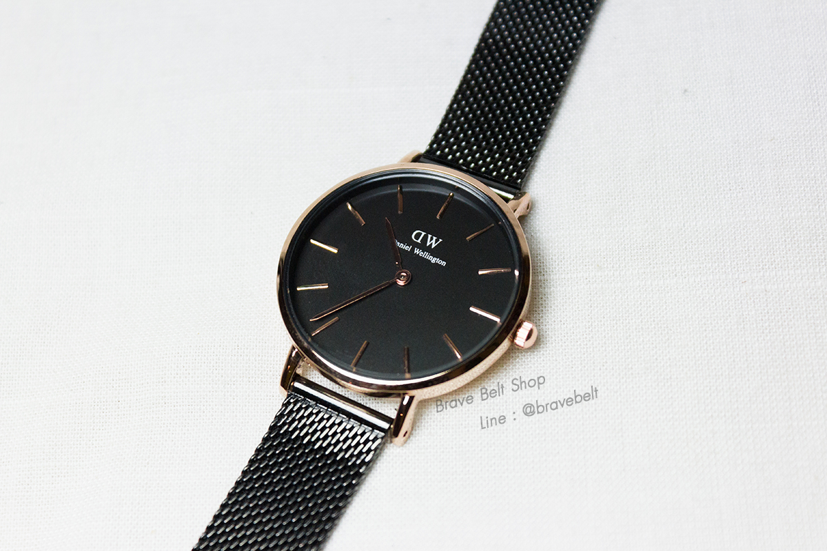 Daniel Wellington สายสแตนเลส หน้าปัดดำขอบสีทองสวย Daniel Wellington สายสแตนเลส หน้าปัดดำขอบสีทองสวย