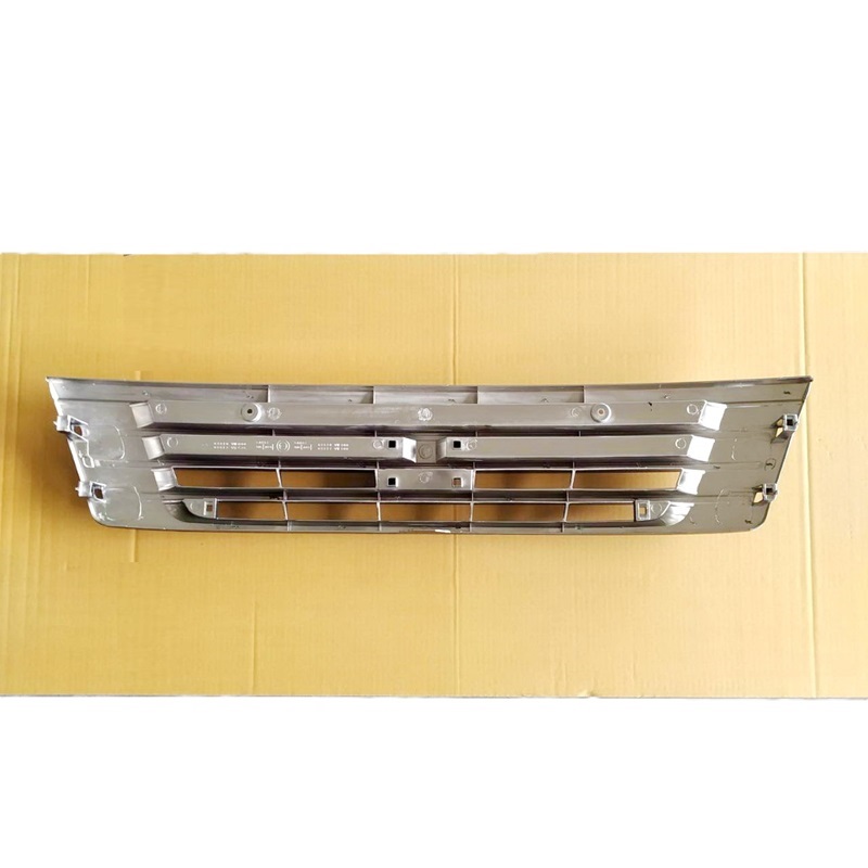 หน้ากระจัง NISSAN URVAN(เออแวน) E25 คาดโครเมียม ไม่มีโลโก่ ปี2003-2006 (รหัส:E25'03)