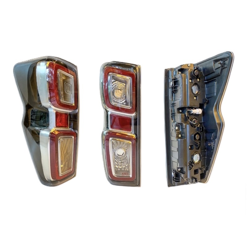 ไฟท้าย ISUZU D-MAX(ดีแม็ก) รุ่นLED ขอบบรอนซ์เทา ปี2020-2022 (งานO.E.M ตราเพชรเกรดห้าง) -ราคาต่อดวง-