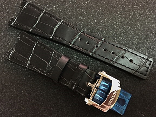 สายนาฬิกา Patek Philippe รุ่น Nautilus แบบสายหนังสีดำ