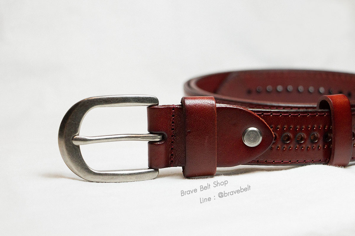 เข็มขัดแท้สีน้ำตาลเลือดหมู สำหรับผู้หญิงลายเท่ๆ