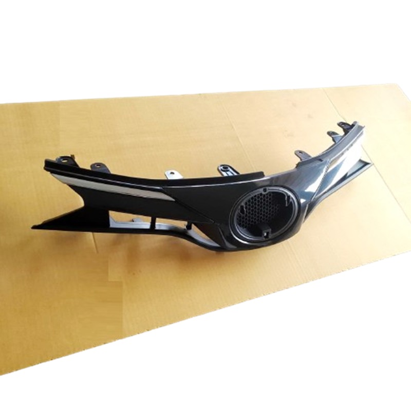 หน้ากระจัง TOYOTA YARIS ATIV(ยาริส เอทีฟ) งานไม่ทำสี คาดโครเมียม ไม่มีโลโก้ ปี2018-2019 (รหัส:YARIS'18)