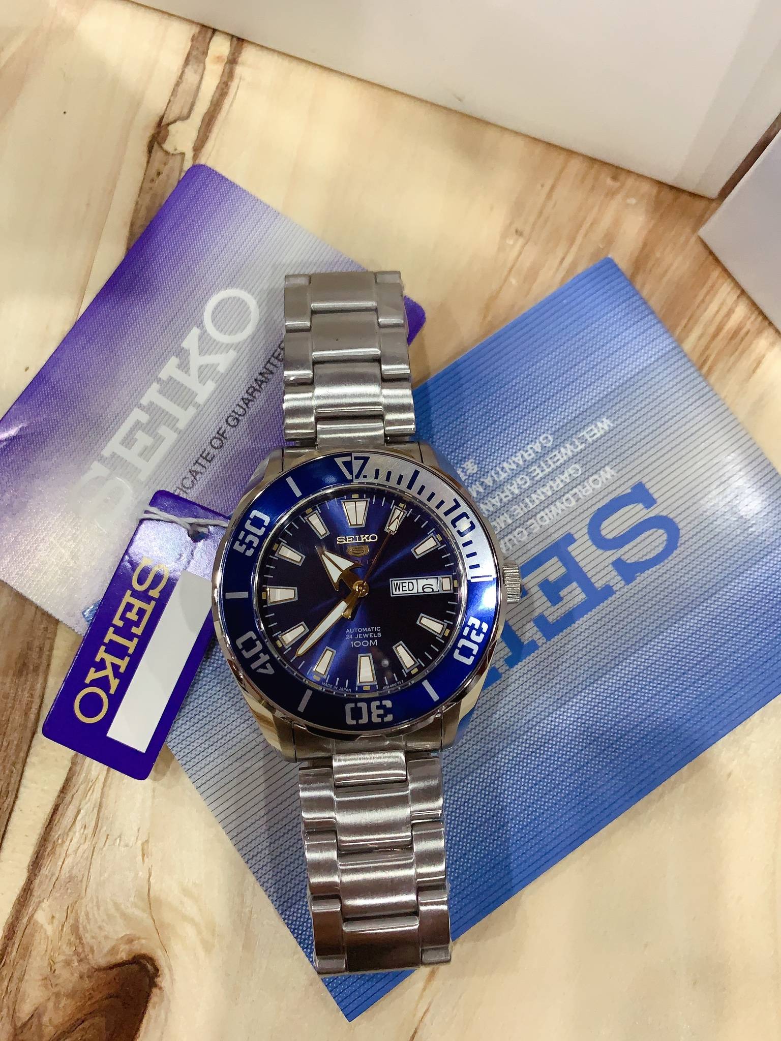 นาฬิกา Seiko 5 Sport Automatic รุ่น SRPC51J1 Mirror Swiss หน้าปัดน้ำเงิน