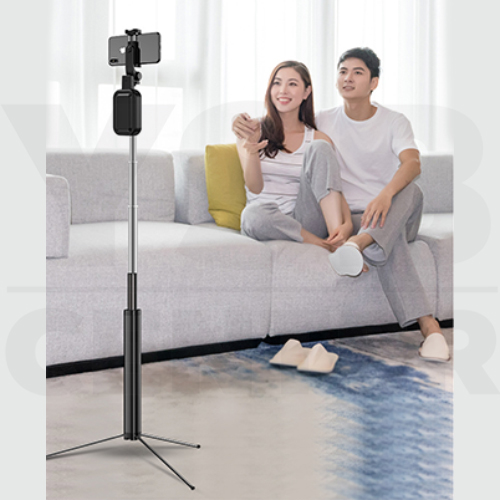 ไม้เซลฟี่ ขาตั้งมือถือ มาพร้อมไฟปรับความสว่าง มีรีโมทบูลทูธ รองรับทั้ง iOS และ Android ( สีดำ ) รุ่น J1M002 - J1M003