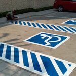 ตีเส้นจราจรด้วยสีเทอร์โมพลาสติก