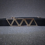 เข็มขัดแฟชั่นผู้หญิง ผ้ายืดลายสามเหลี่ยม ขอบทอง